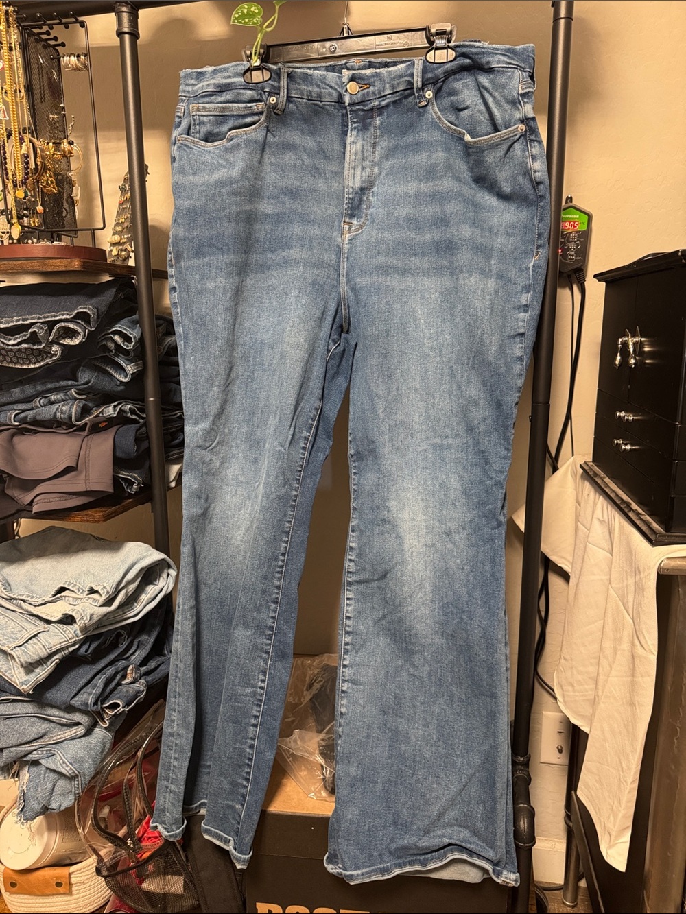 Good American Women’s Blue Flare Jeans - Classic Denim